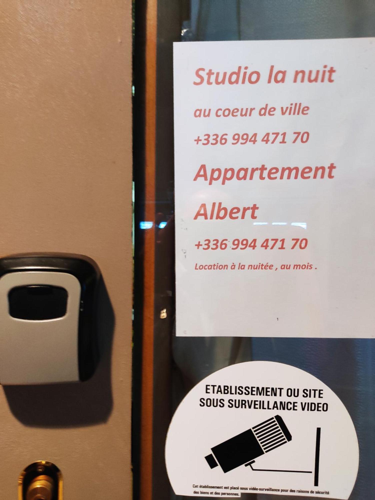 Studio La Nuit Au Coeur De Ville Limoux Luaran gambar